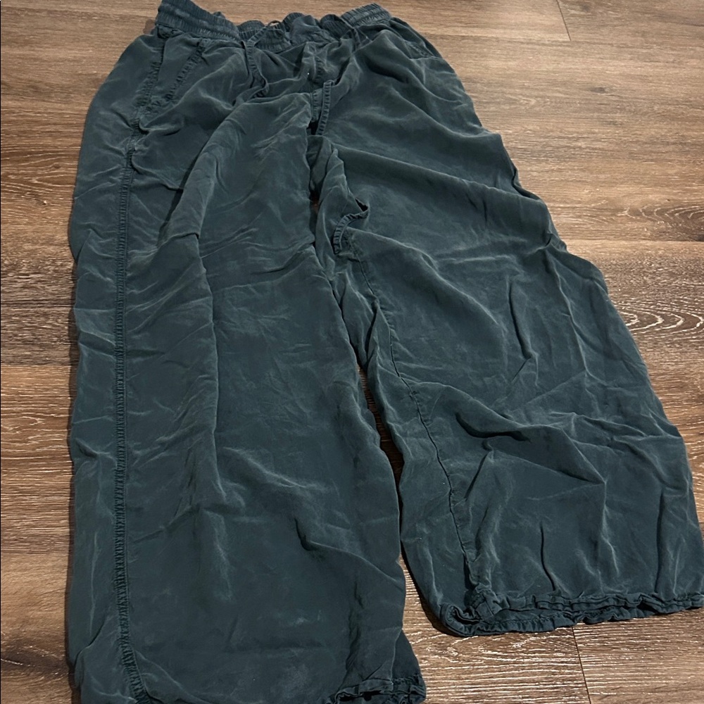 Aerie green Relaxed Pants
